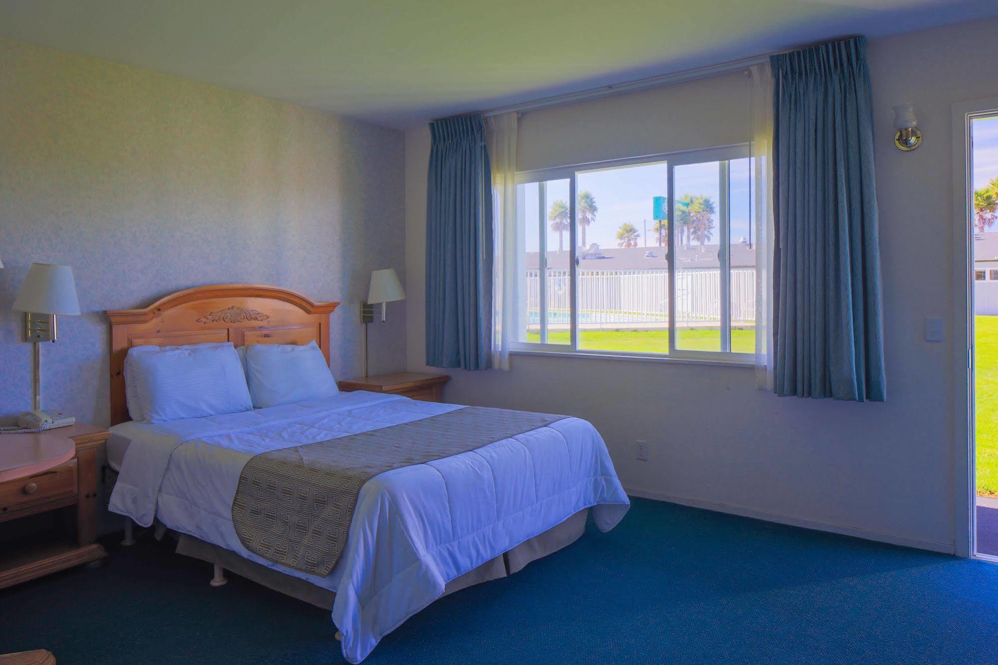 San Simeon Lodge מראה חיצוני תמונה